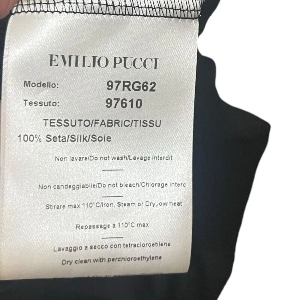 Welcome to my closet! - Picture 7 of 10